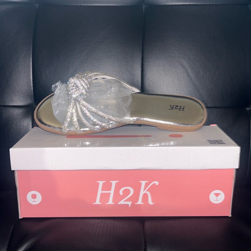 H2K Fairy Sandals, color silver, size 8